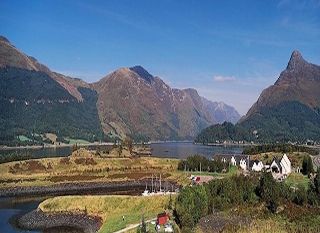 The Isles Of Glencoe Hotel Ballachulish Room photo
